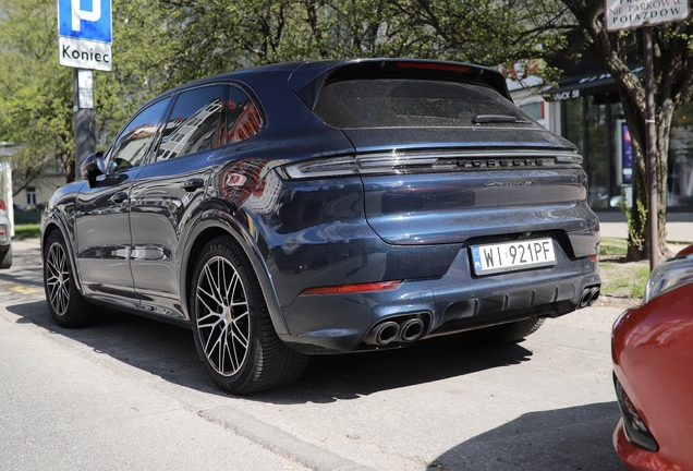 Porsche 9YA Cayenne GTS MkII