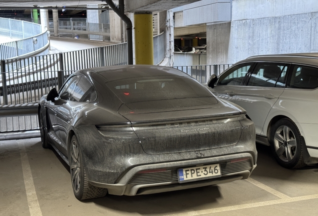 Porsche Taycan Turbo