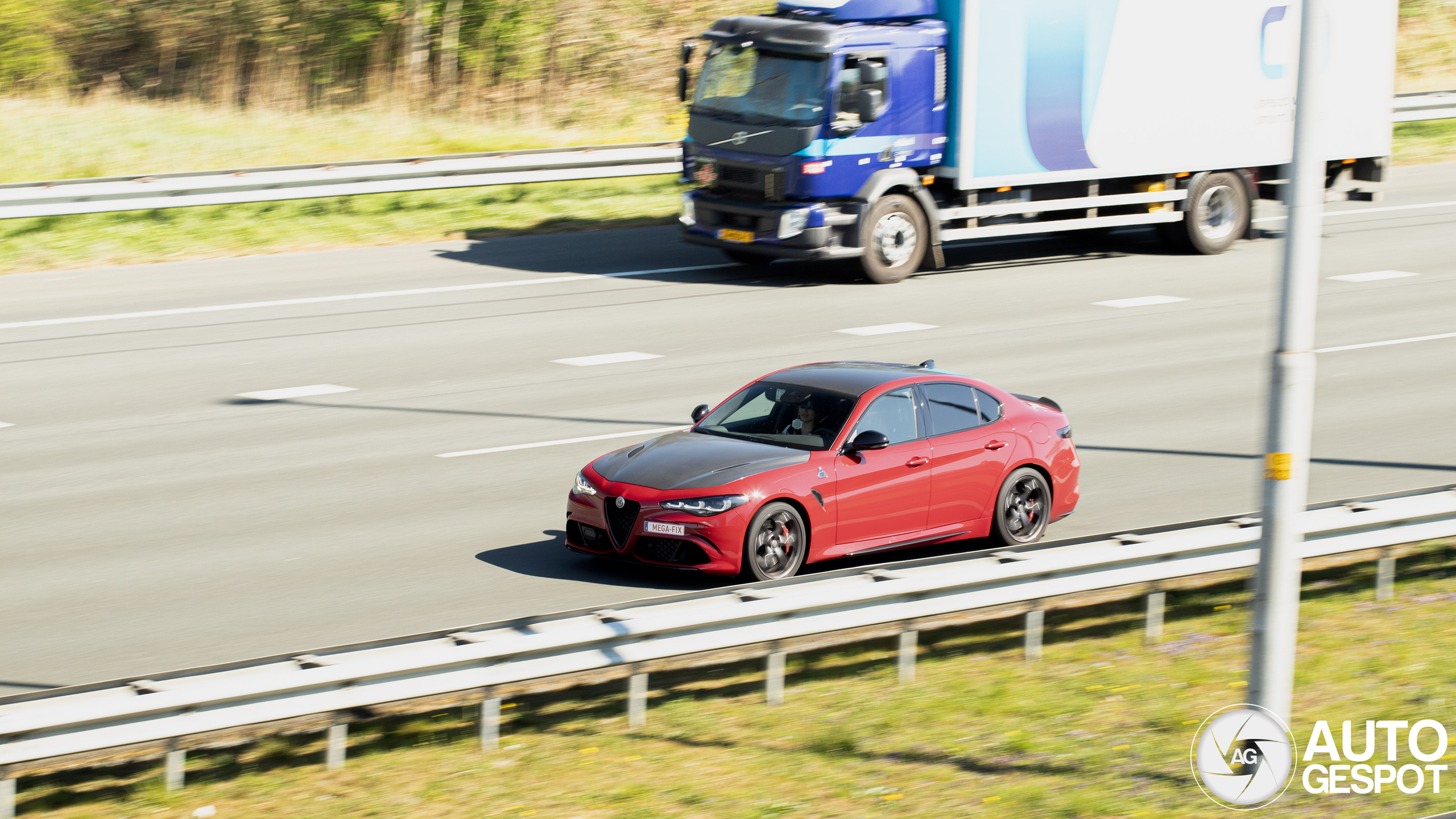 Alfa Romeo Giulia Quadrifoglio 2023