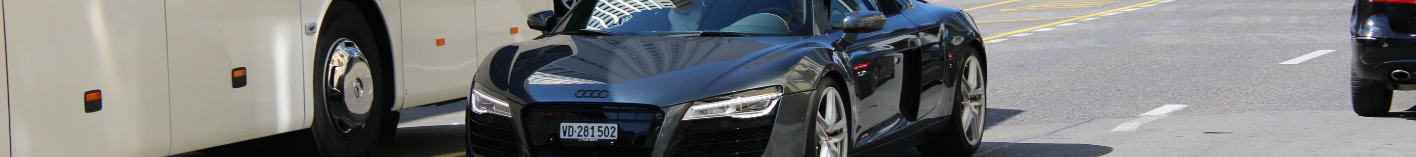 Audi R8 2013