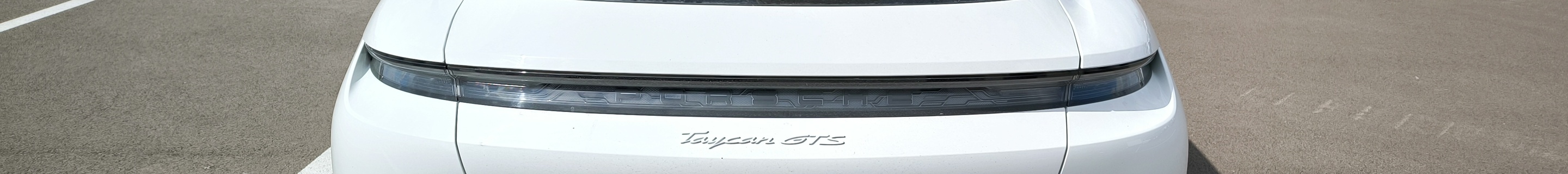 Porsche Taycan GTS Sport Turismo