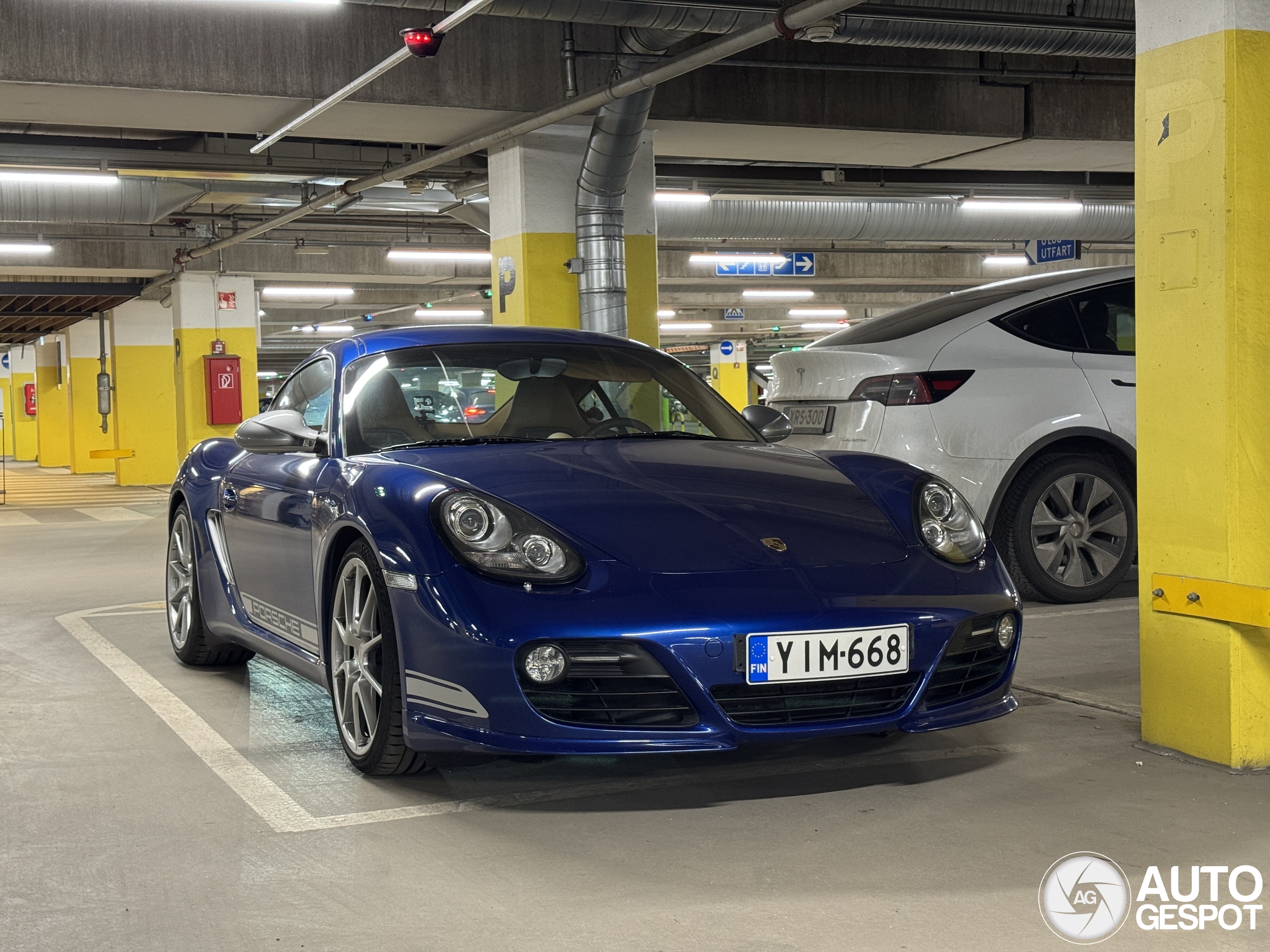 Porsche 987 Cayman R - 07 April 2025 - Autogespot