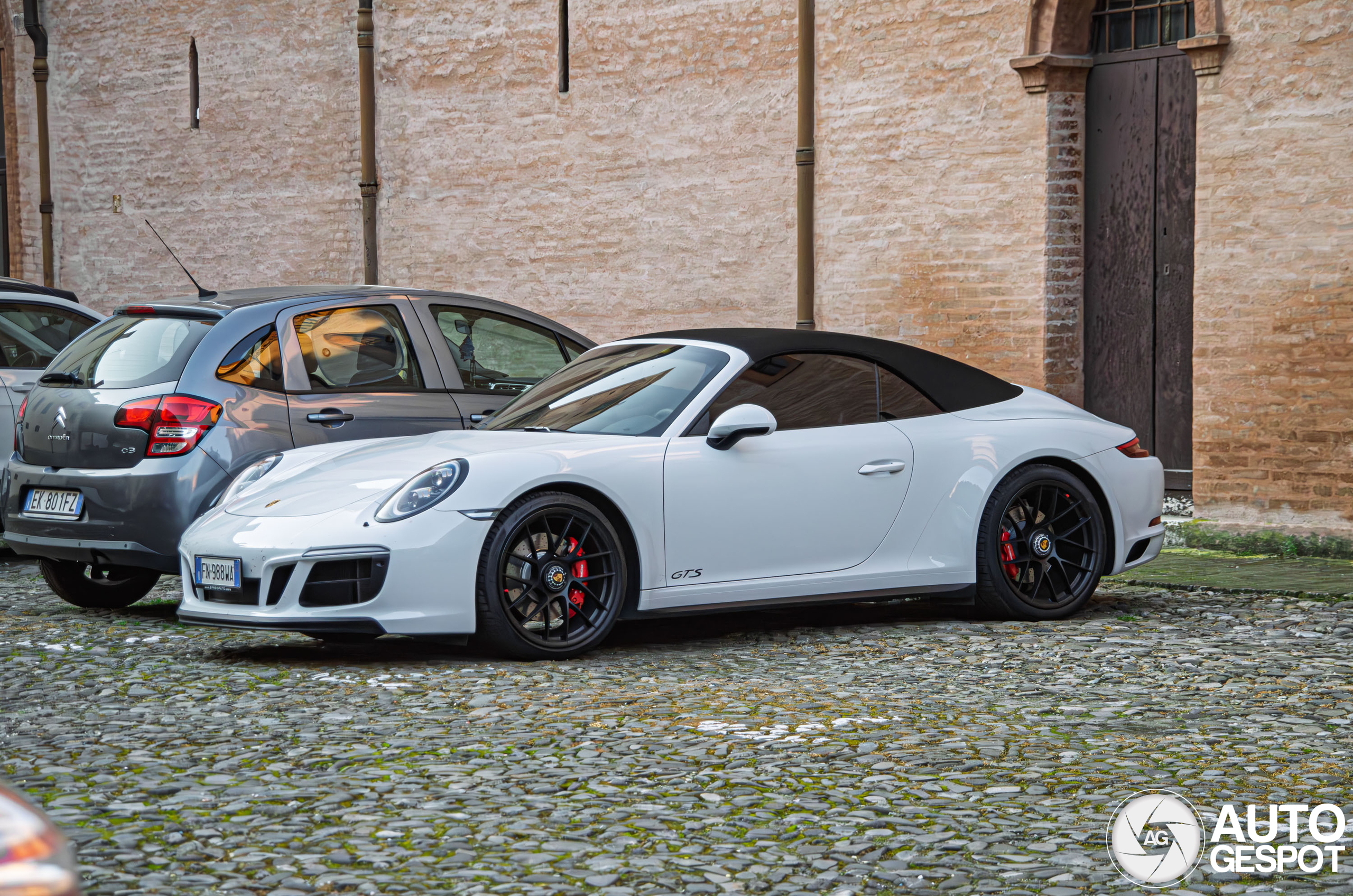 Porsche 991 Carrera 4 GTS Cabriolet MkII