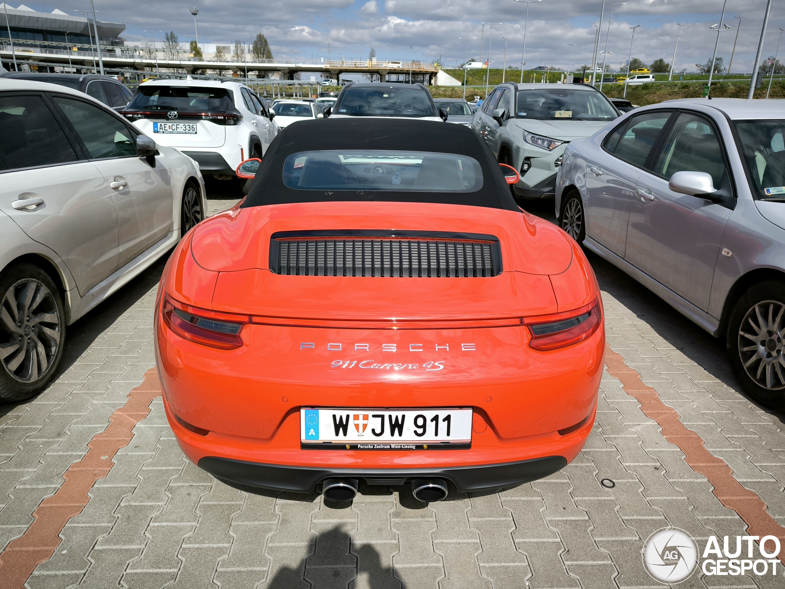 Porsche 991 Carrera 4S Cabriolet MkII