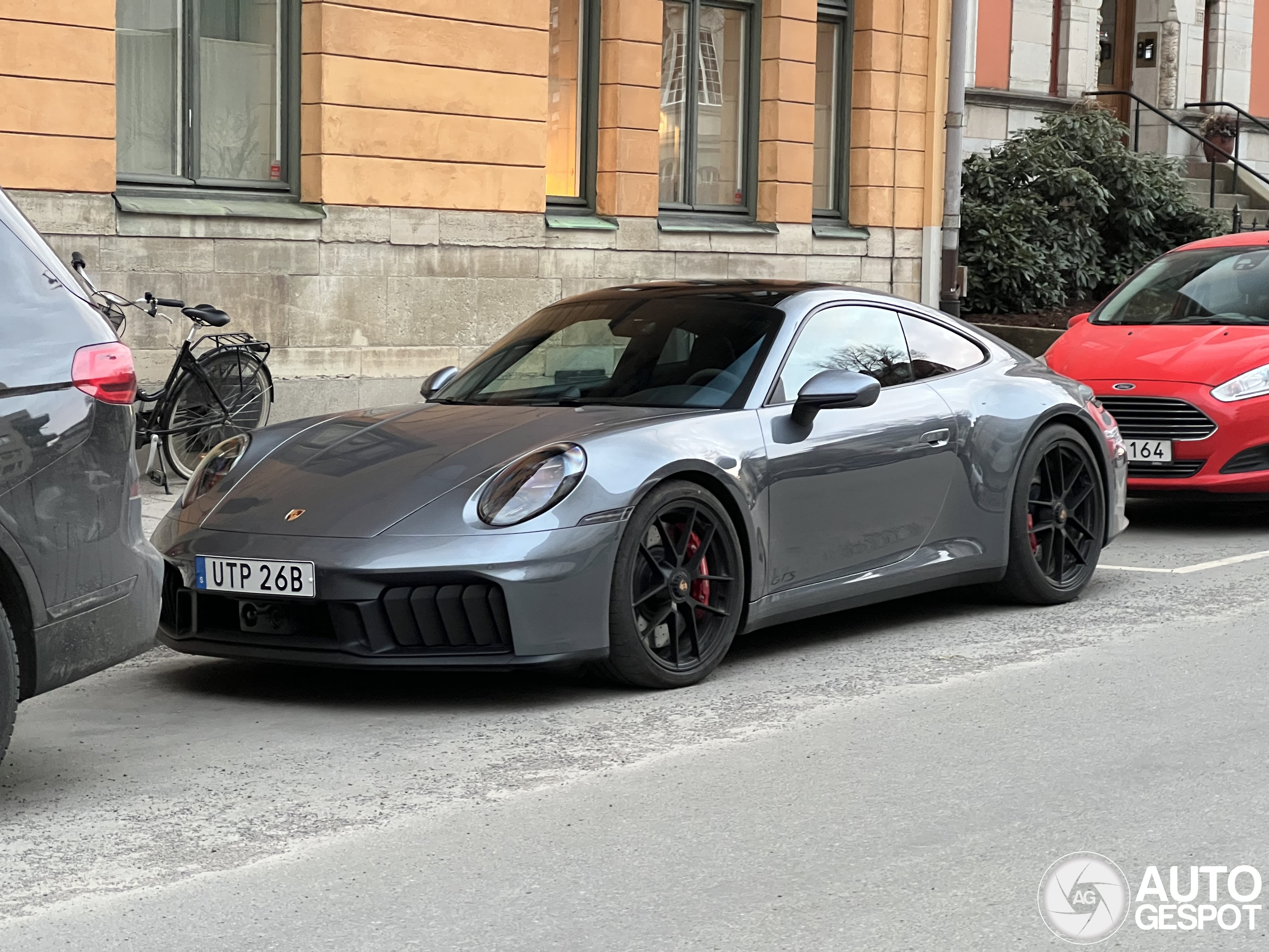 Porsche 992 Carrera 4 GTS MkII