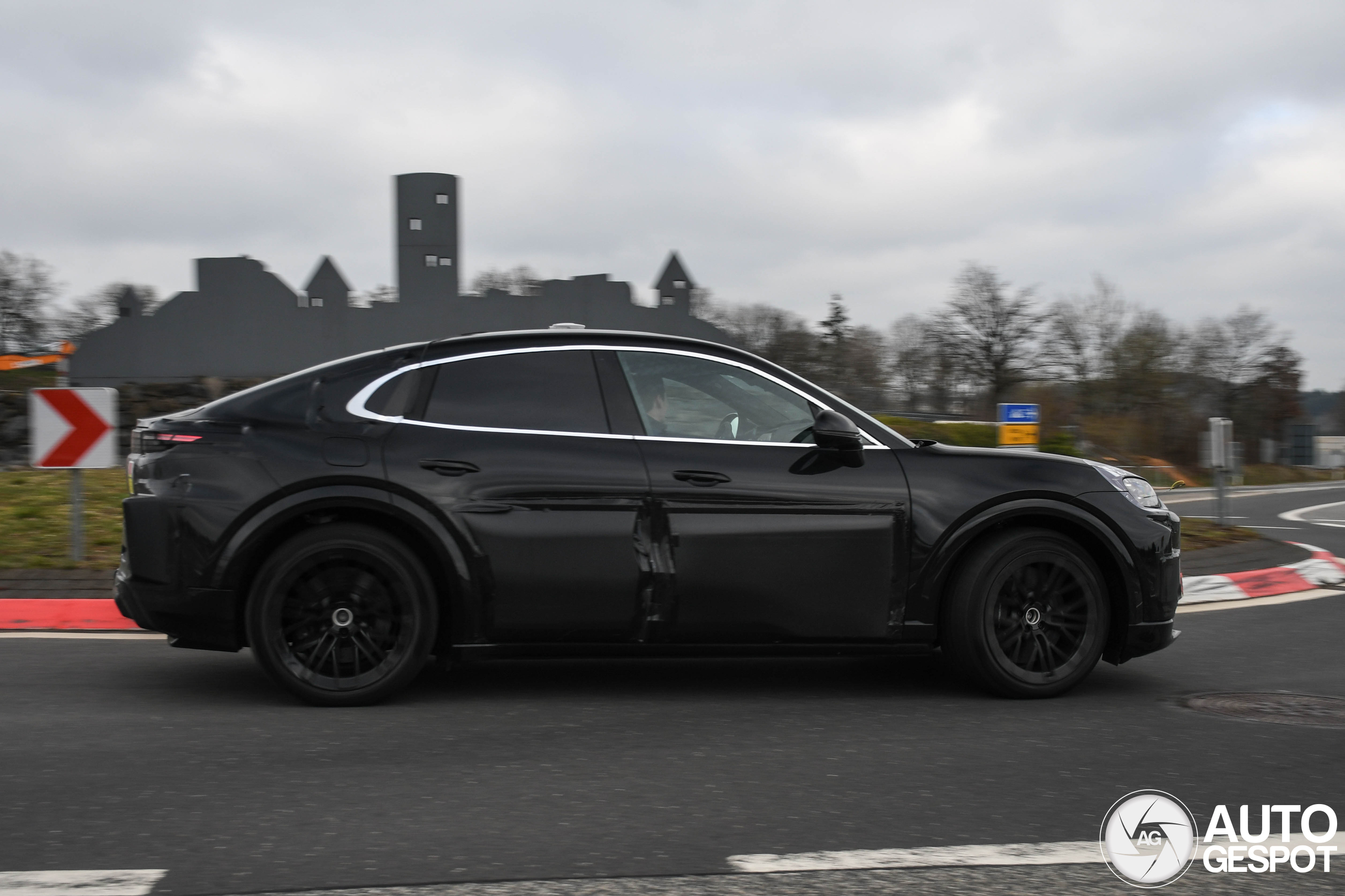 Porsche Cayenne Coupé EV