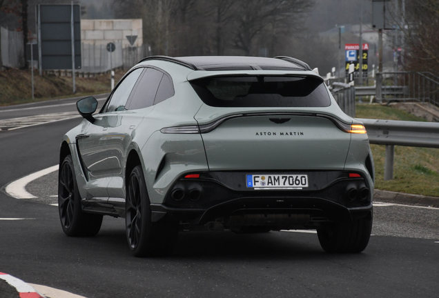 Aston Martin DBX707