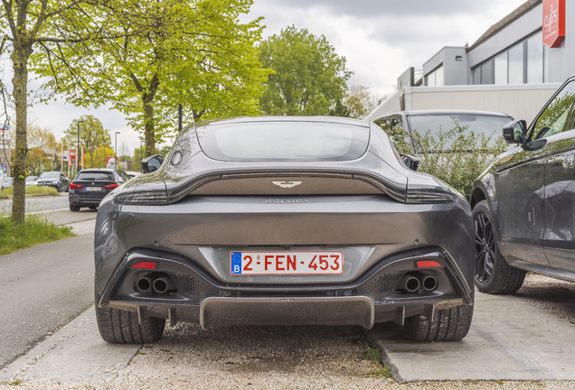 Aston Martin V8 Vantage 2018