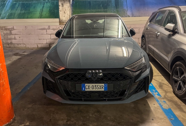 Audi RS3 Sportback 8Y 2025