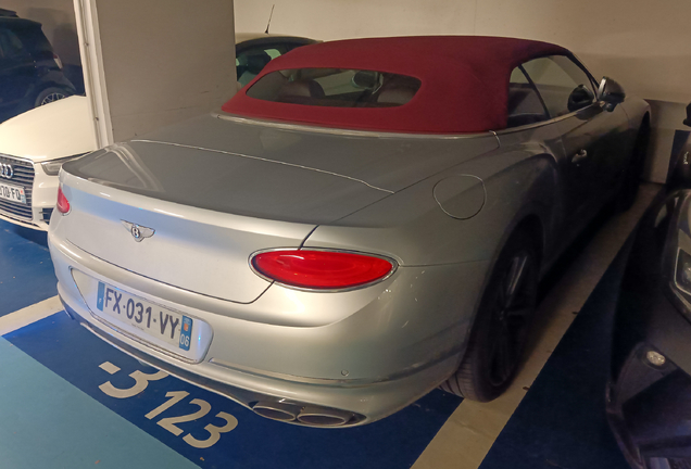 Bentley Continental GTC V8 2020