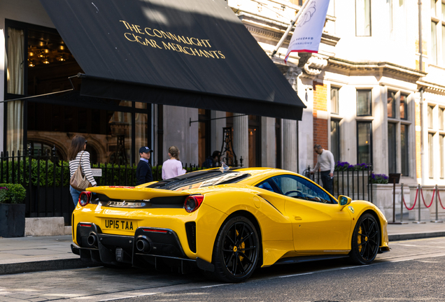 Ferrari 488 Pista