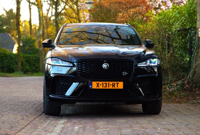 Jaguar F-PACE SVR 2021