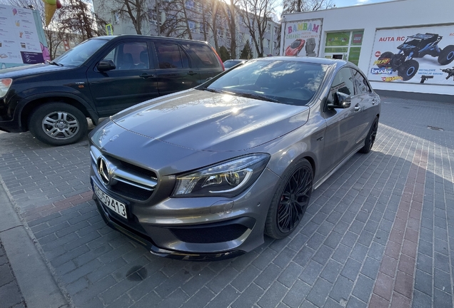 Mercedes-AMG CLA 45 C117