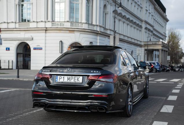 Mercedes-AMG E 63 S W213 2021