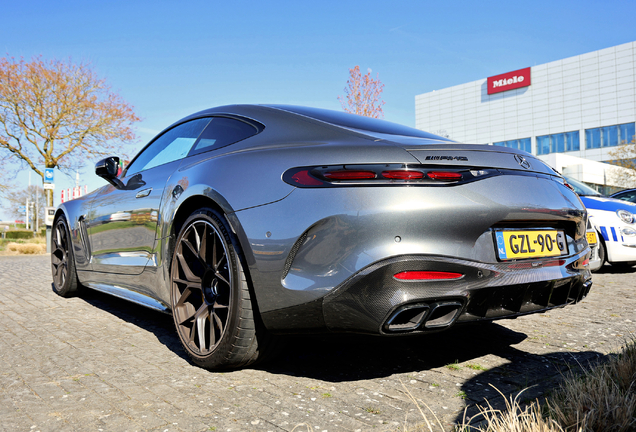 Mercedes-AMG GT 63 C192