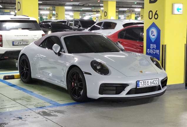 Porsche 992 Carrera 4 GTS Cabriolet