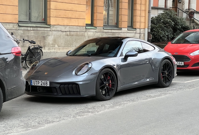 Porsche 992 Carrera 4 GTS MkII