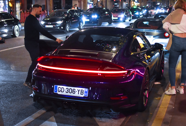 Porsche 992 GT3 Touring