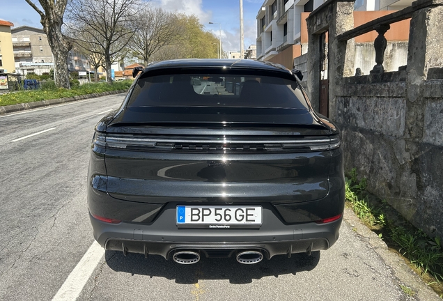 Porsche Cayenne Coupé Turbo E-Hybrid