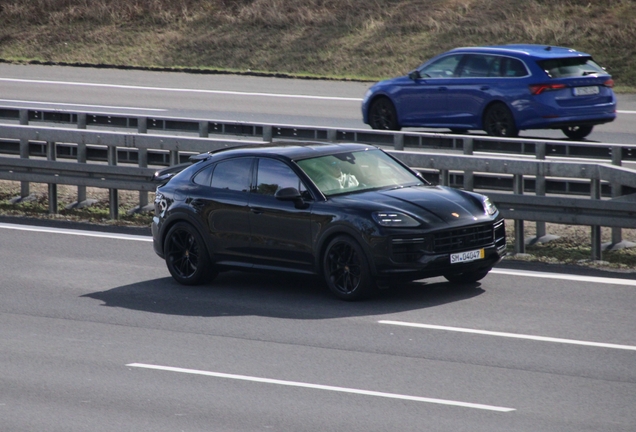 Porsche Cayenne Coupé Turbo E-Hybrid