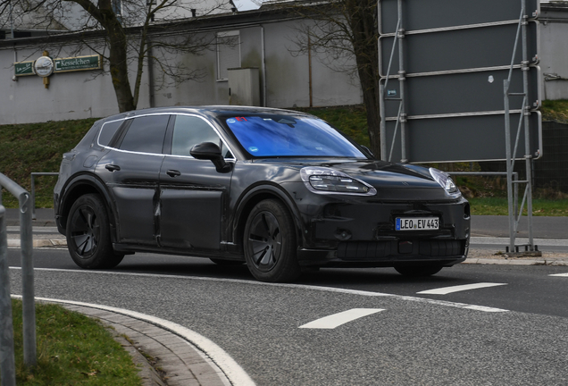 Porsche Cayenne EV