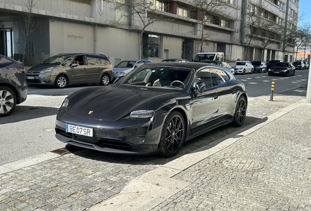 Porsche Taycan GTS Sport Turismo