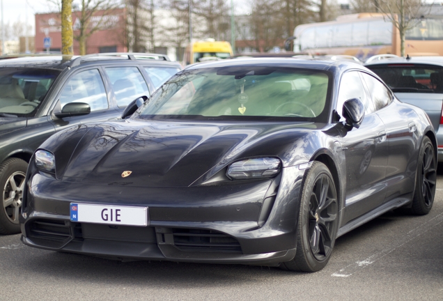 Porsche Taycan Turbo S