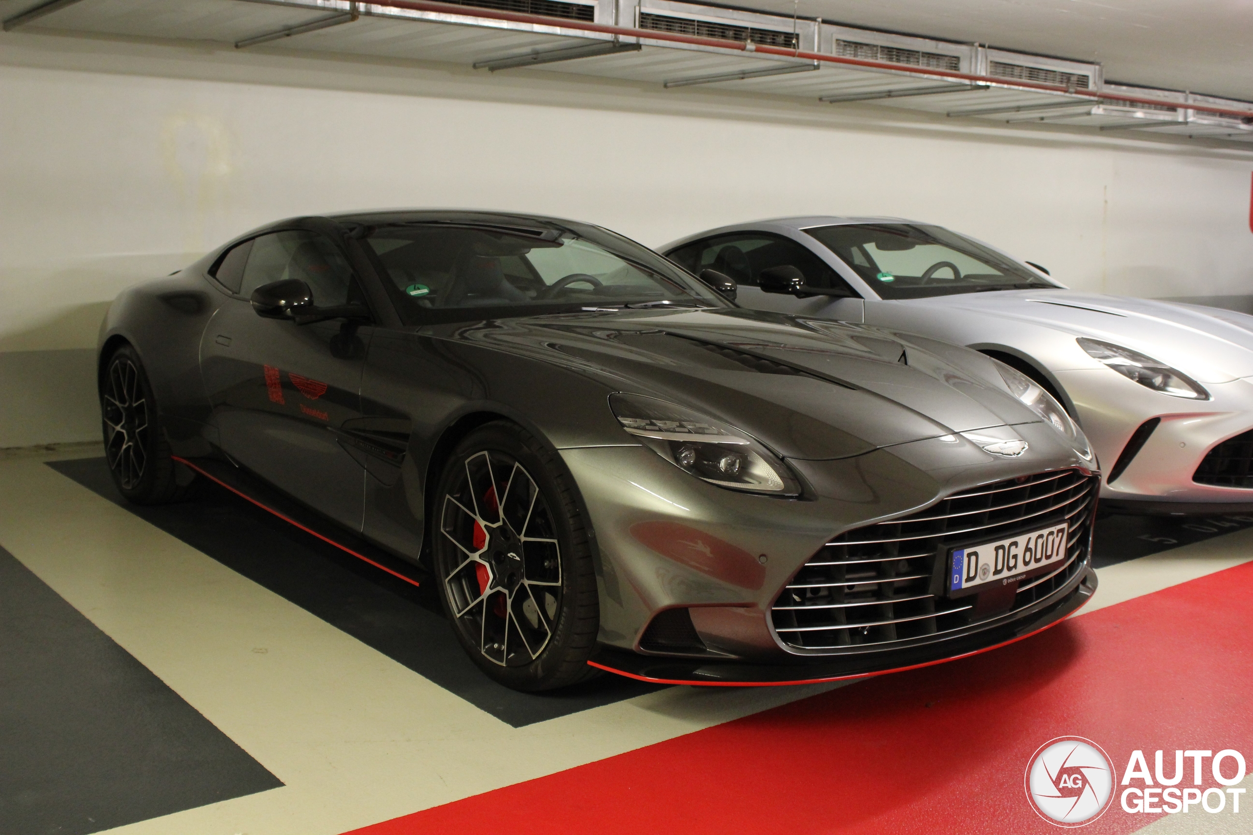 De Aston Martin Vanquish wordt lekker vaak gespot