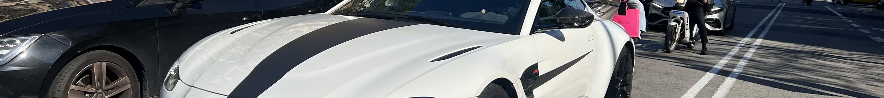 Aston Martin V8 Vantage Formula 1 Edition
