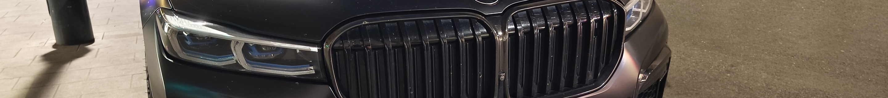 BMW M760Li xDrive 2019