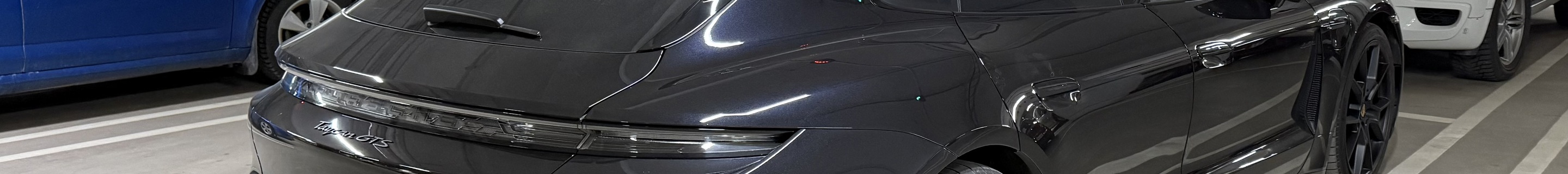 Porsche Taycan GTS Sport Turismo