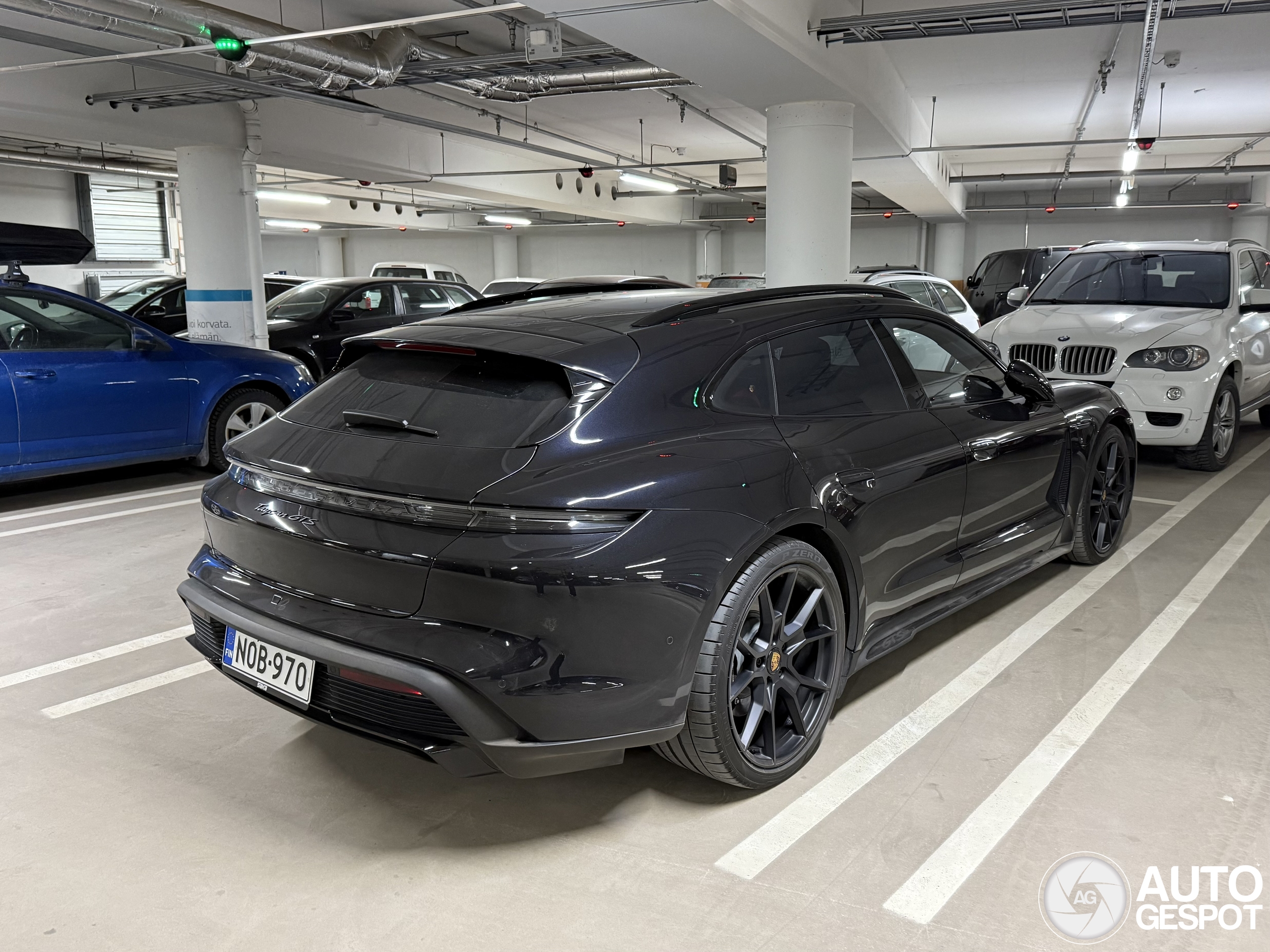 Porsche Taycan GTS Sport Turismo