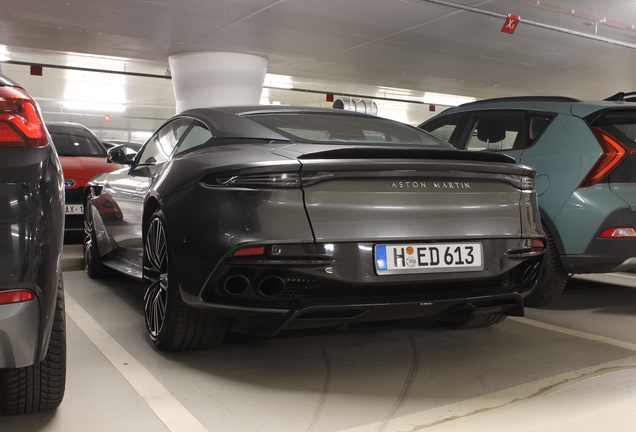 Aston Martin DBS Superleggera