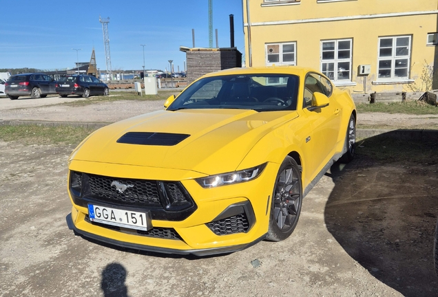Ford Mustang GT 2024