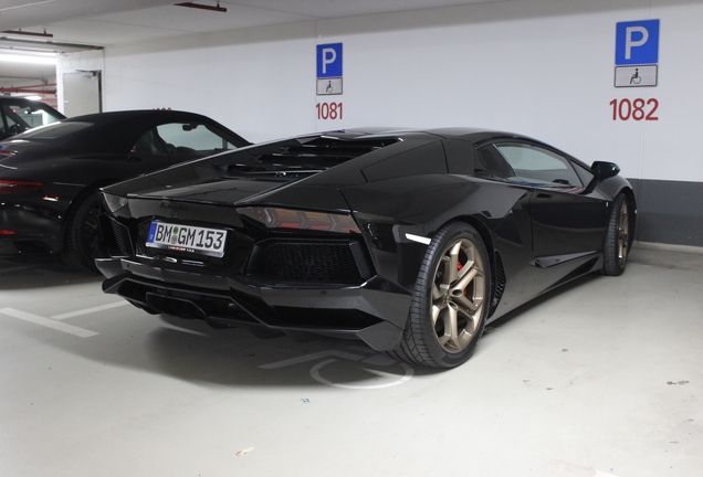 Lamborghini Aventador LP700-4