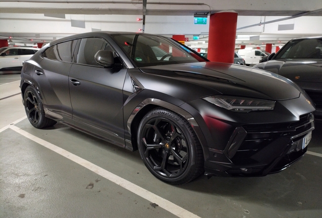 Lamborghini Urus Performante