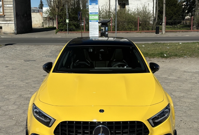 Mercedes-AMG A 45 S W177