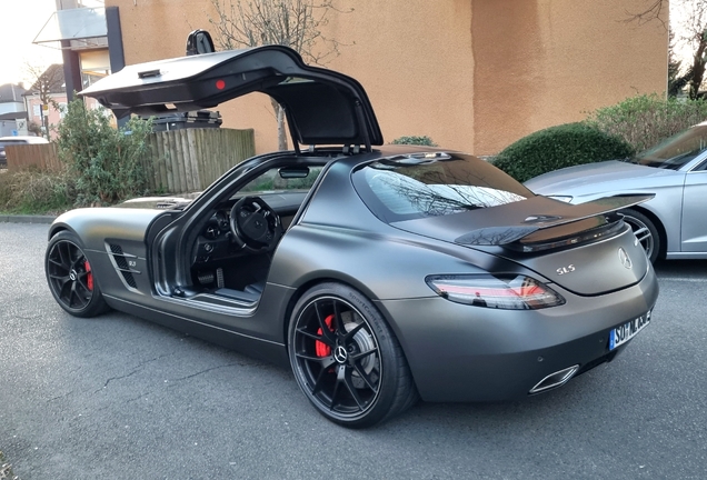 Mercedes-Benz SLS AMG GT Final Edition