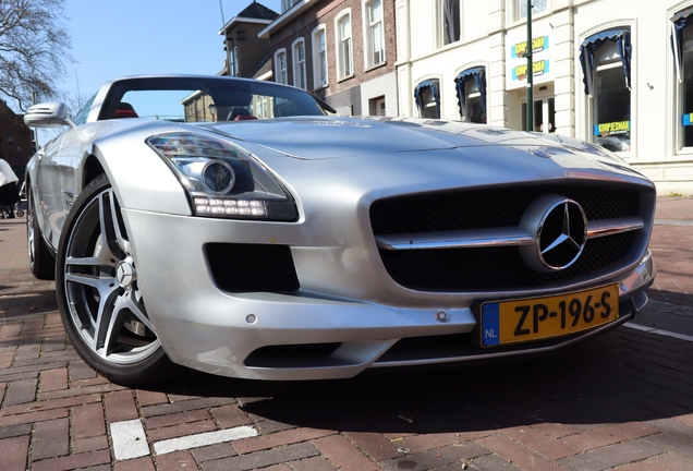 Mercedes-Benz SLS AMG Roadster