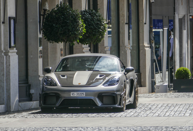 Porsche 718 Spyder RS Weissach Package