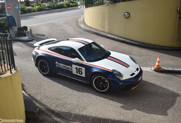 Porsche 992 Dakar