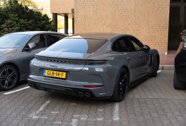 Porsche 972 Panamera Turbo S E-Hybrid