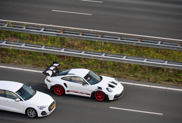 Porsche 992 GT3 RS