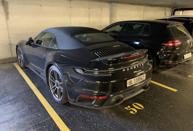 Porsche 992 Turbo Cabriolet