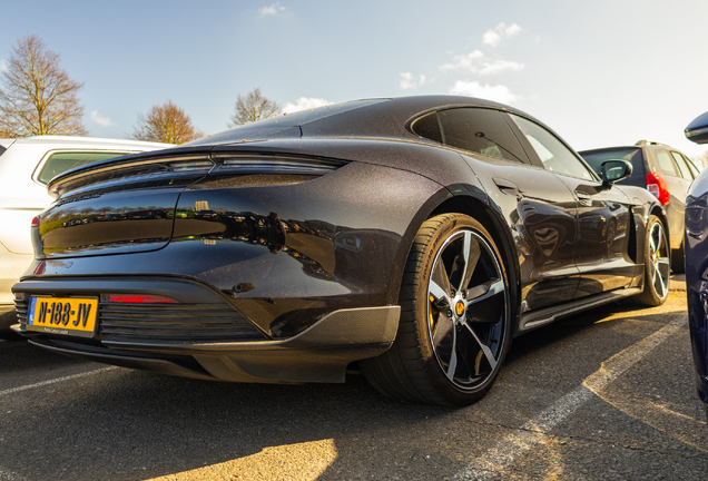 Porsche Taycan Turbo S