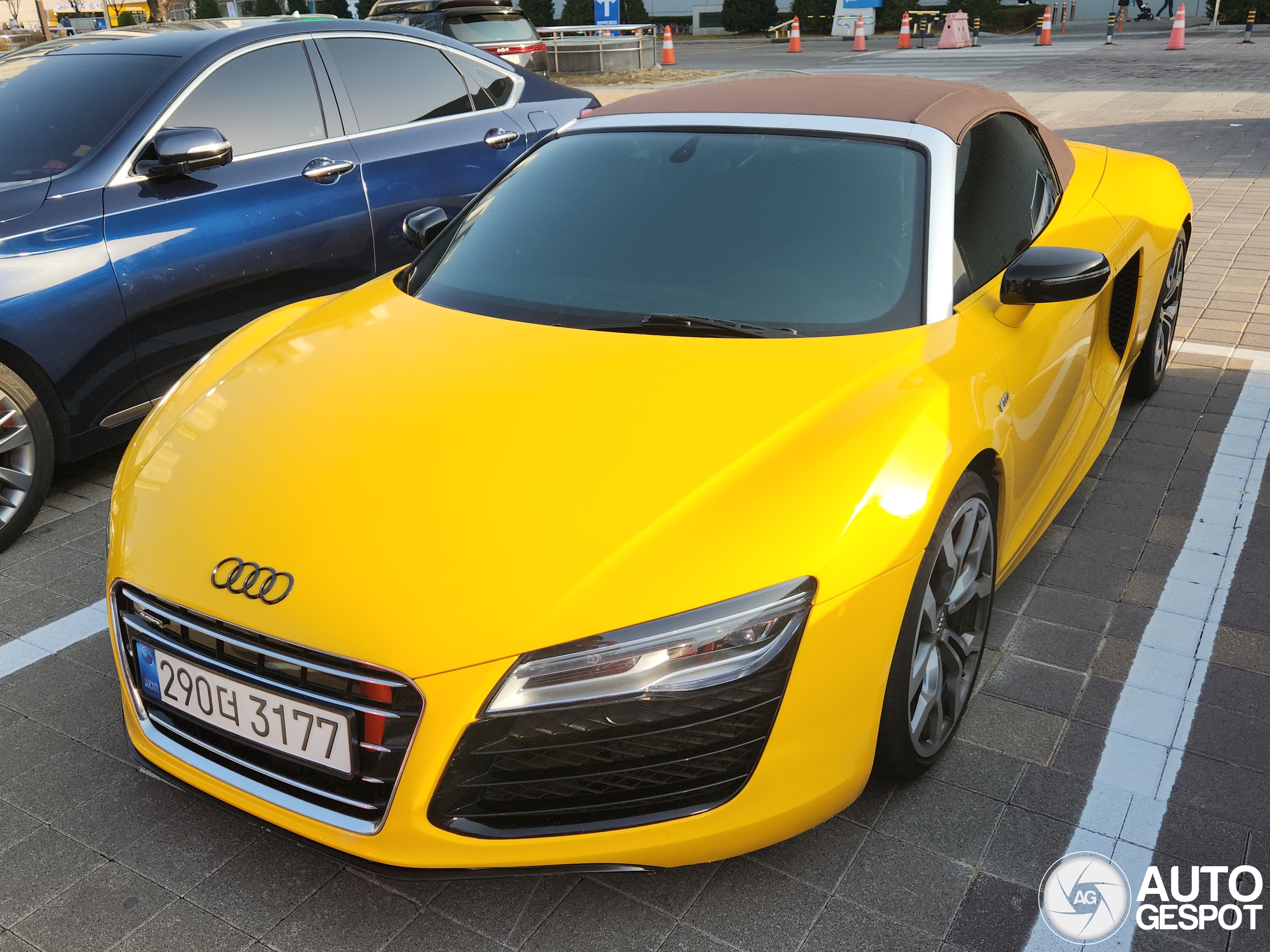Audi R8 V10 Spyder 2013 - 09 April 2025 - Autogespot