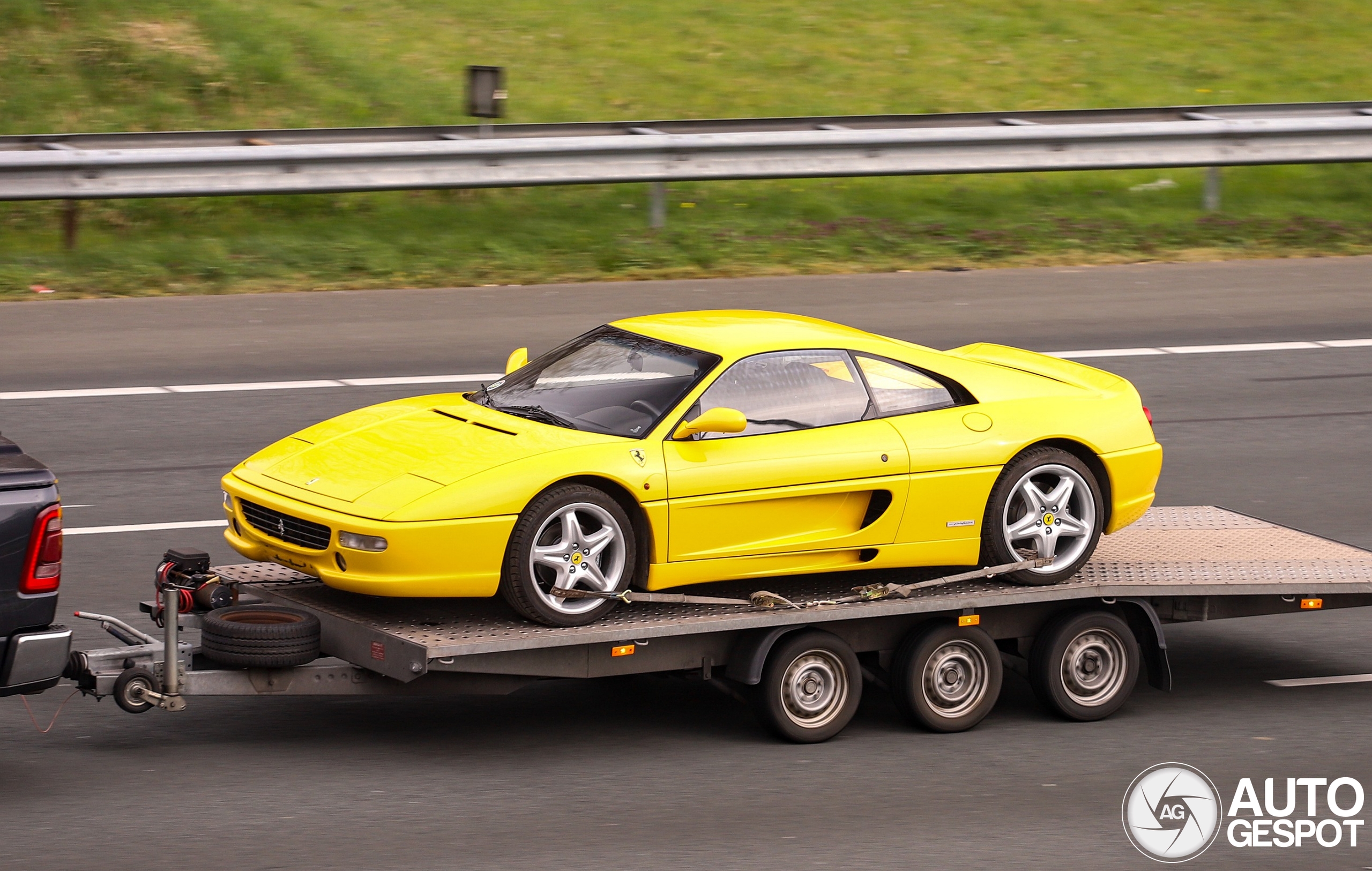 Ferrari F355 Berlinetta