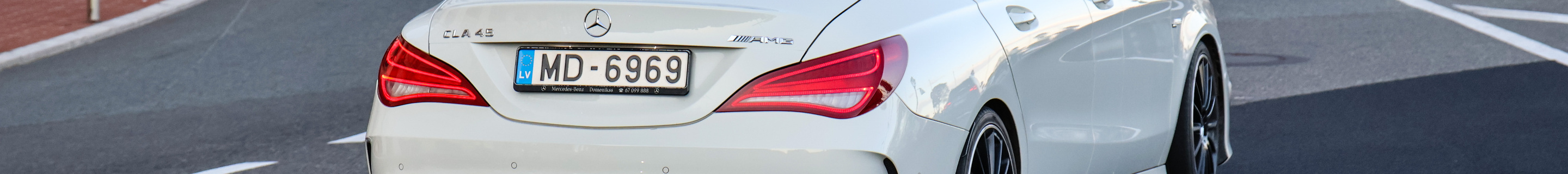 Mercedes-Benz CLA 45 AMG C117