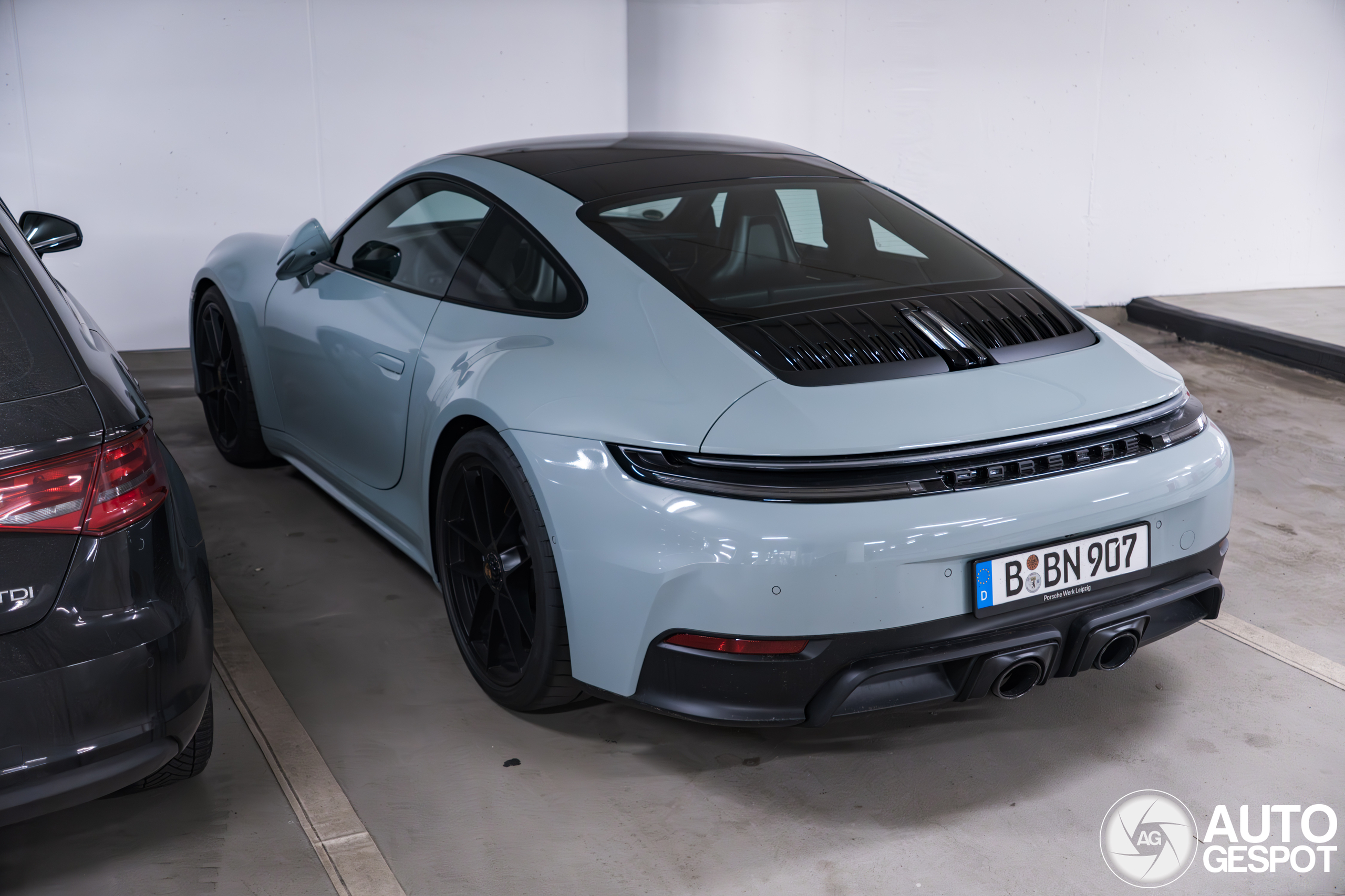 Porsche 992 Carrera GTS MkII