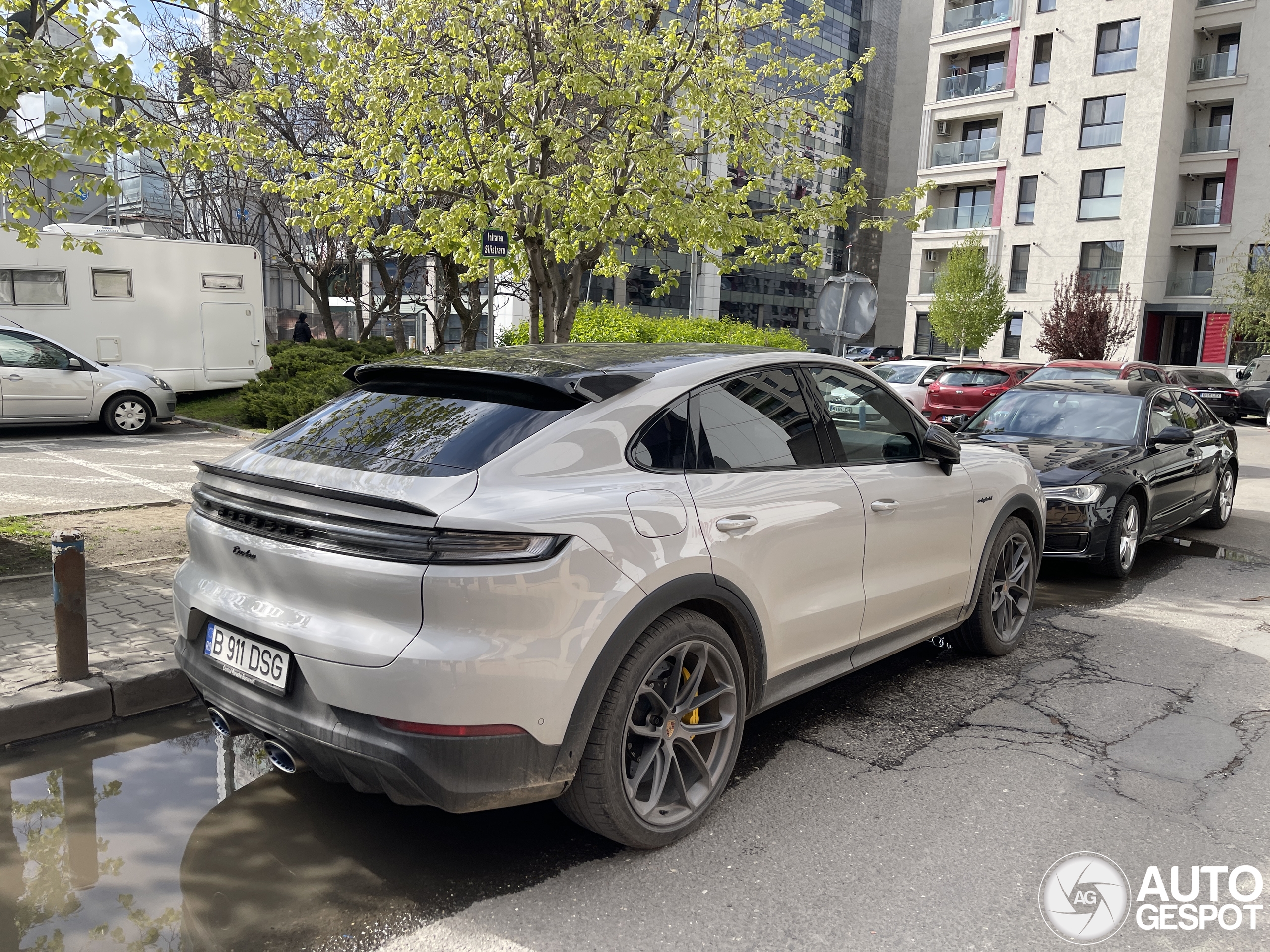 Porsche Cayenne Coupé Turbo E-Hybrid